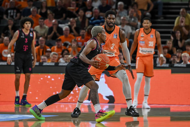 周雨诺远射 周雨诺远射